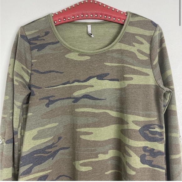 Z Supply Long Sleeve Camo Dress Camouflage Size Small - Picture 3 of 16